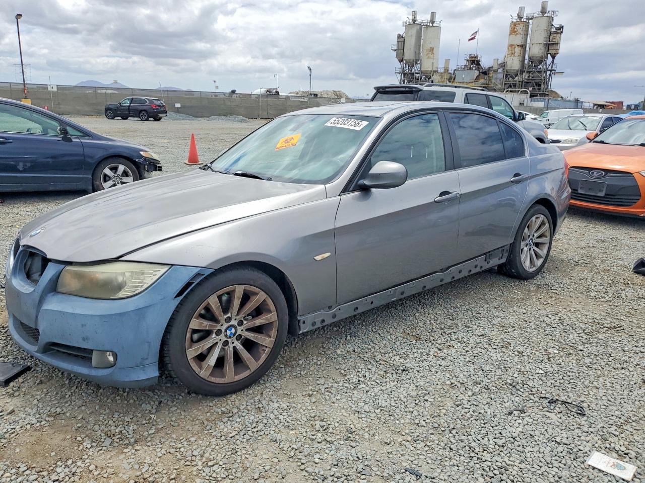 Salvage BMW 3 Series Image
