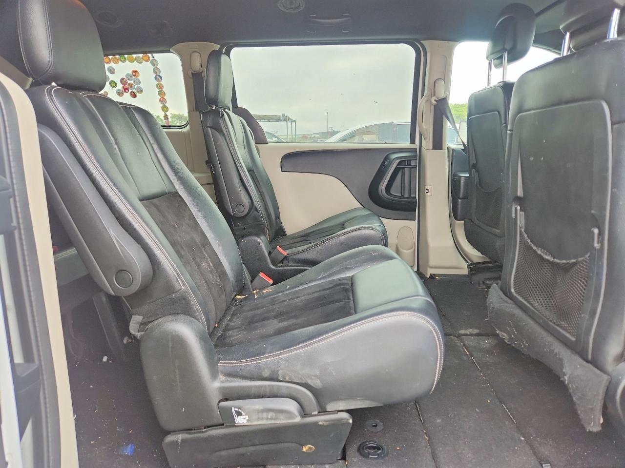 Dodge Caravan Sxt