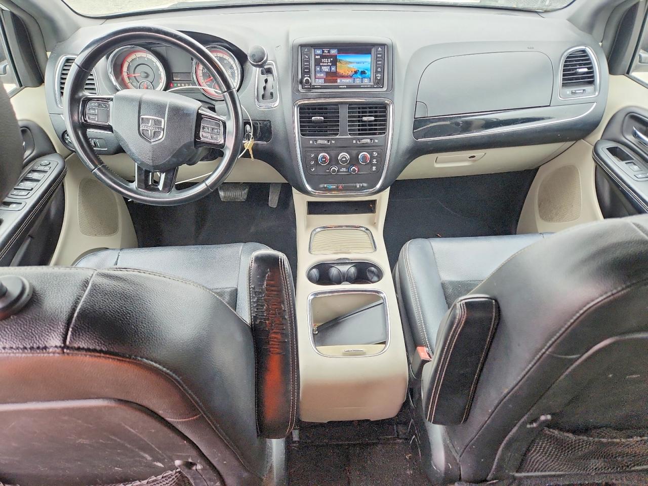 Dodge Caravan Sxt