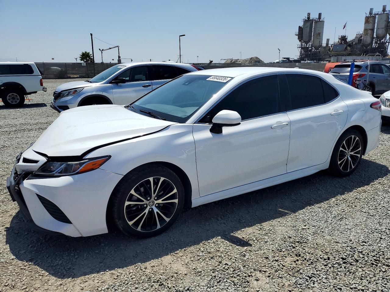Salvage Toyota Camry Image
