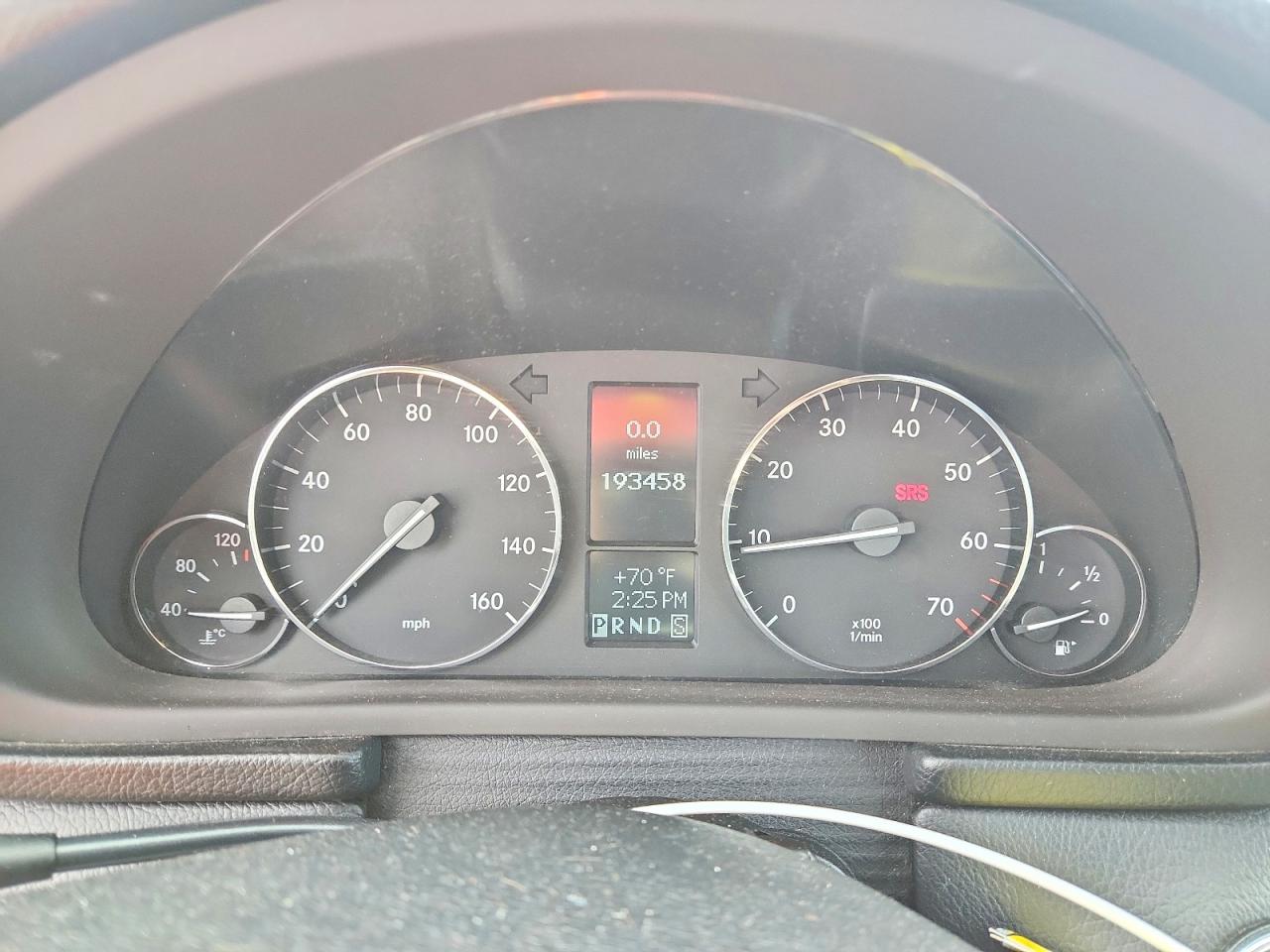 Mercedes-Benz C-Class 230