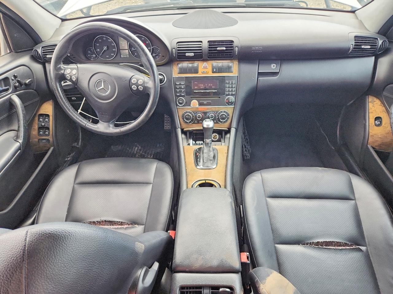 Mercedes-Benz C-Class 230