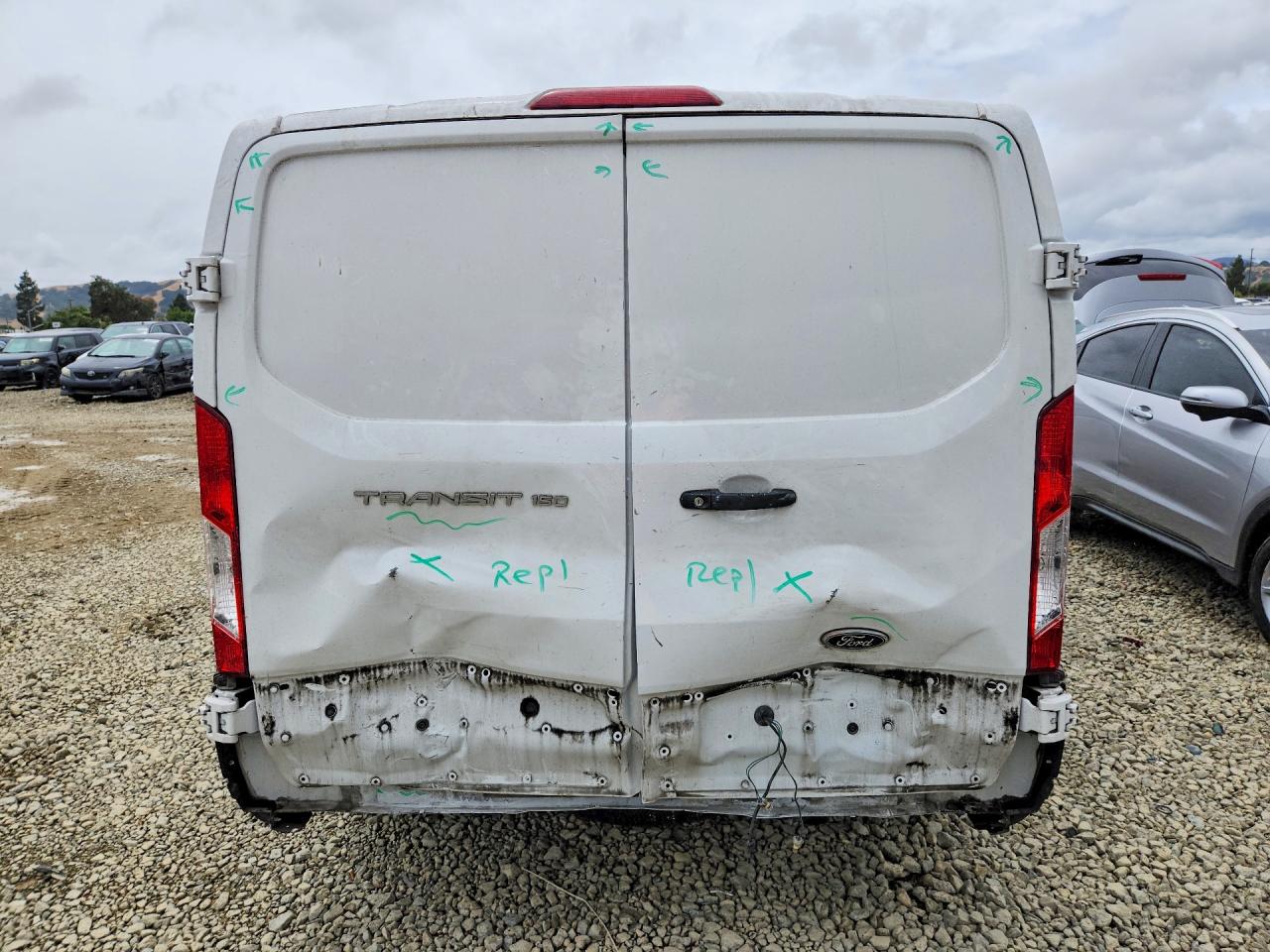 Ford Transit T-150