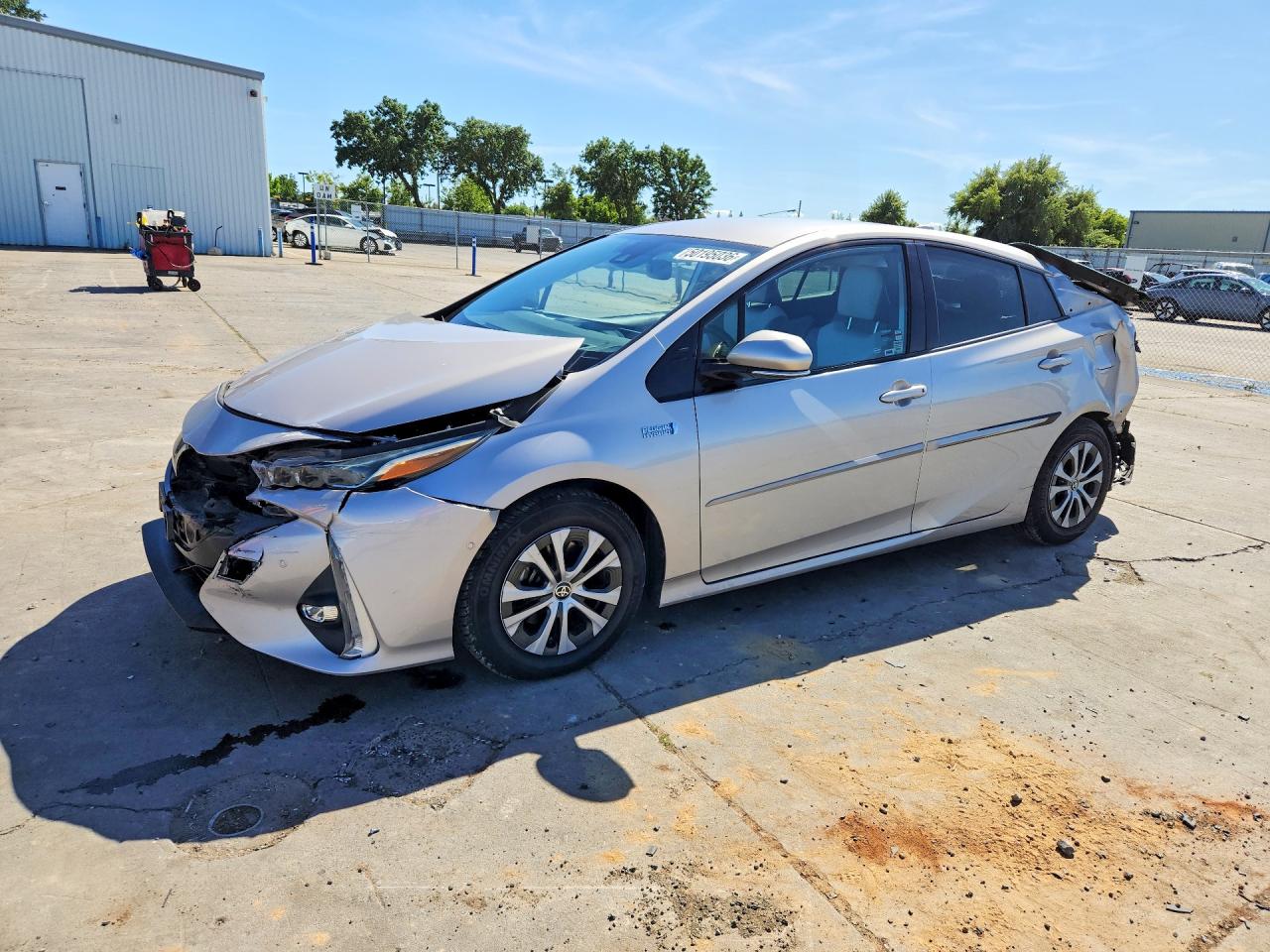 Salvage Toyota Prius Image