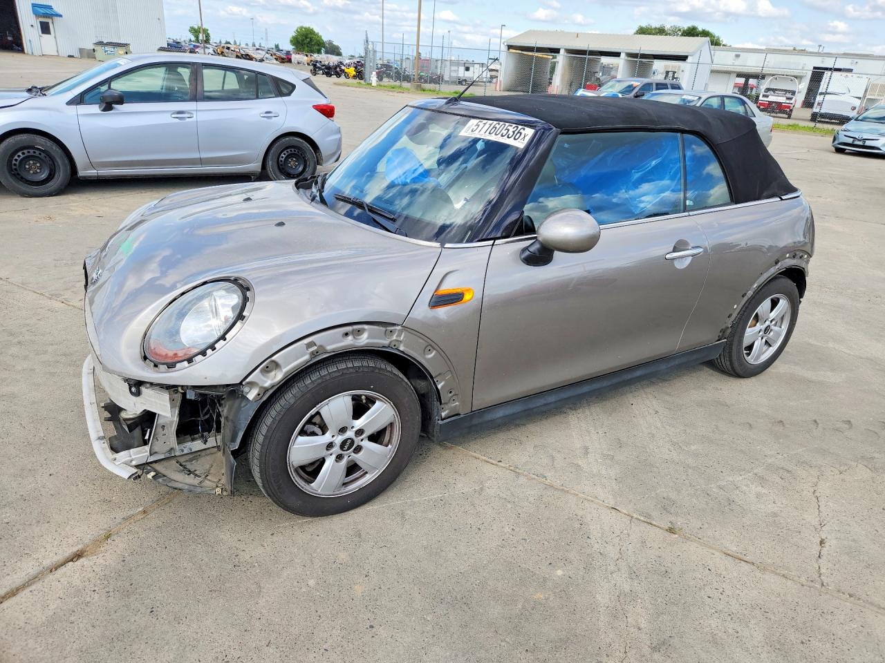Salvage MINI Cooper Image