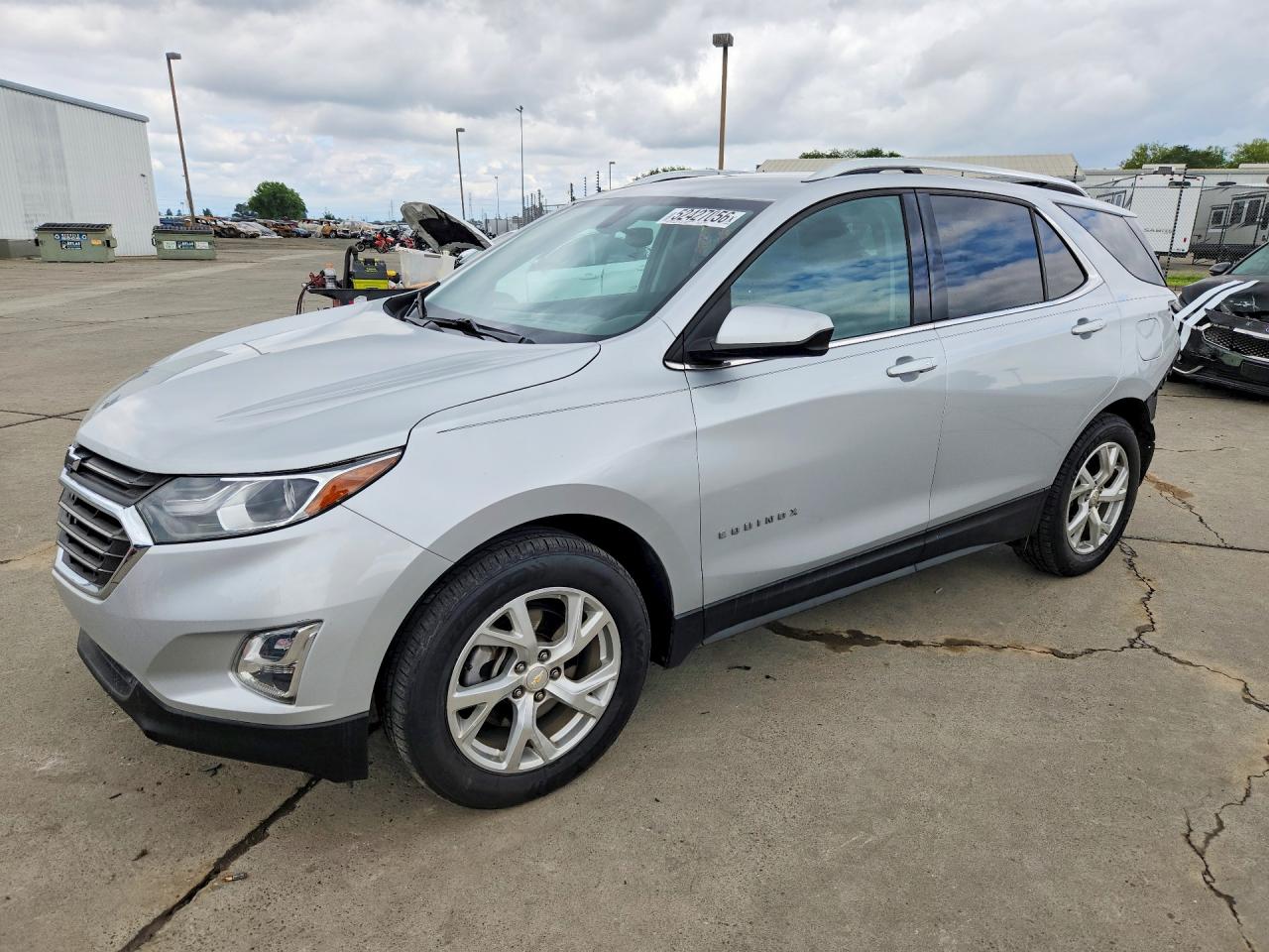 Salvage Chevrolet Equinox Image