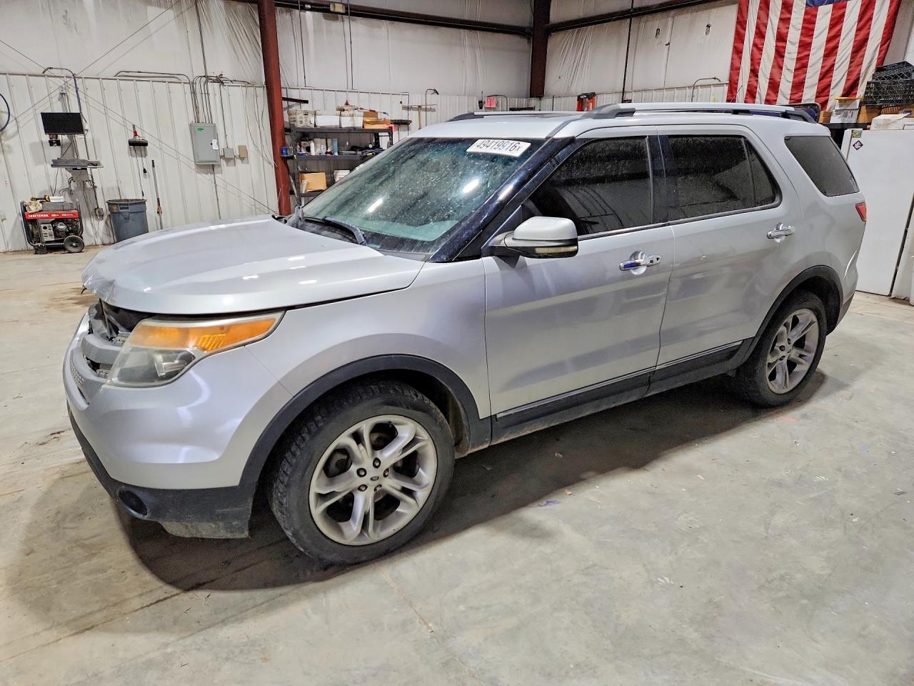 Salvage Ford Explorer Image