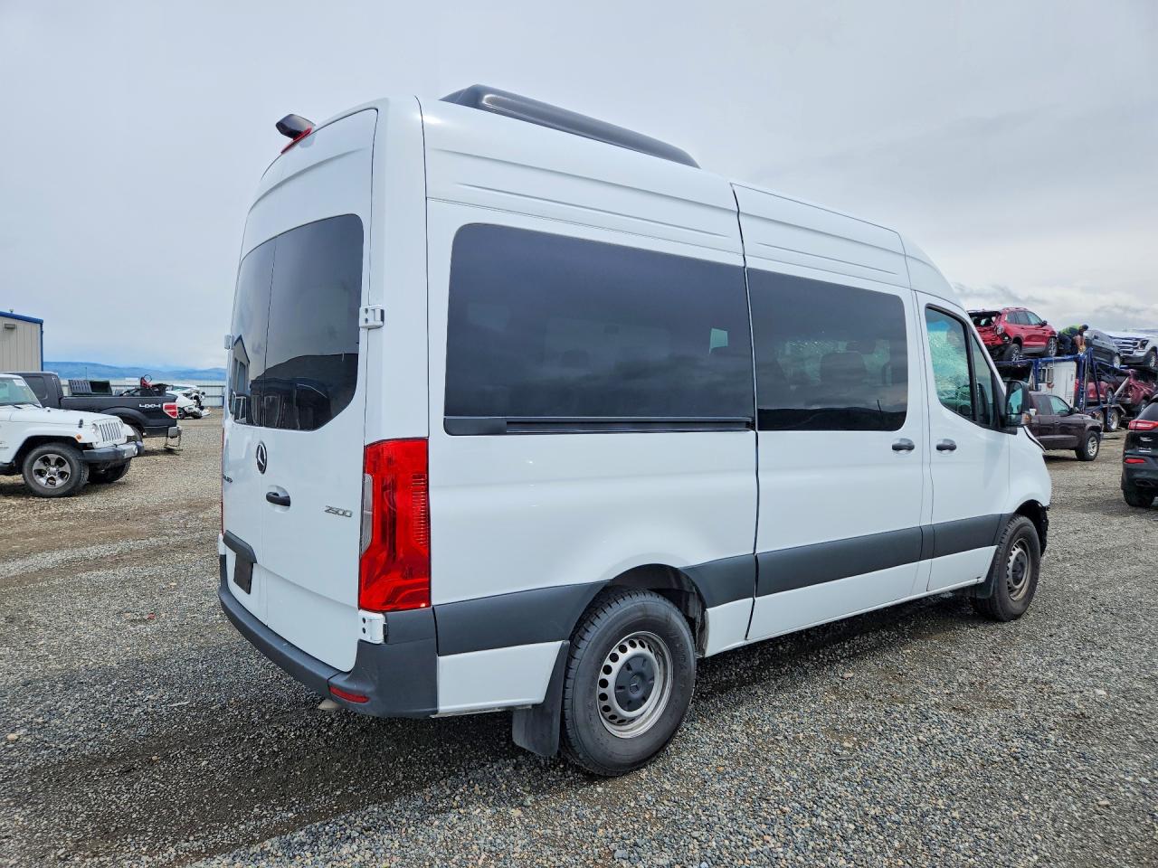 Mercedes-Benz Sprinter 2500