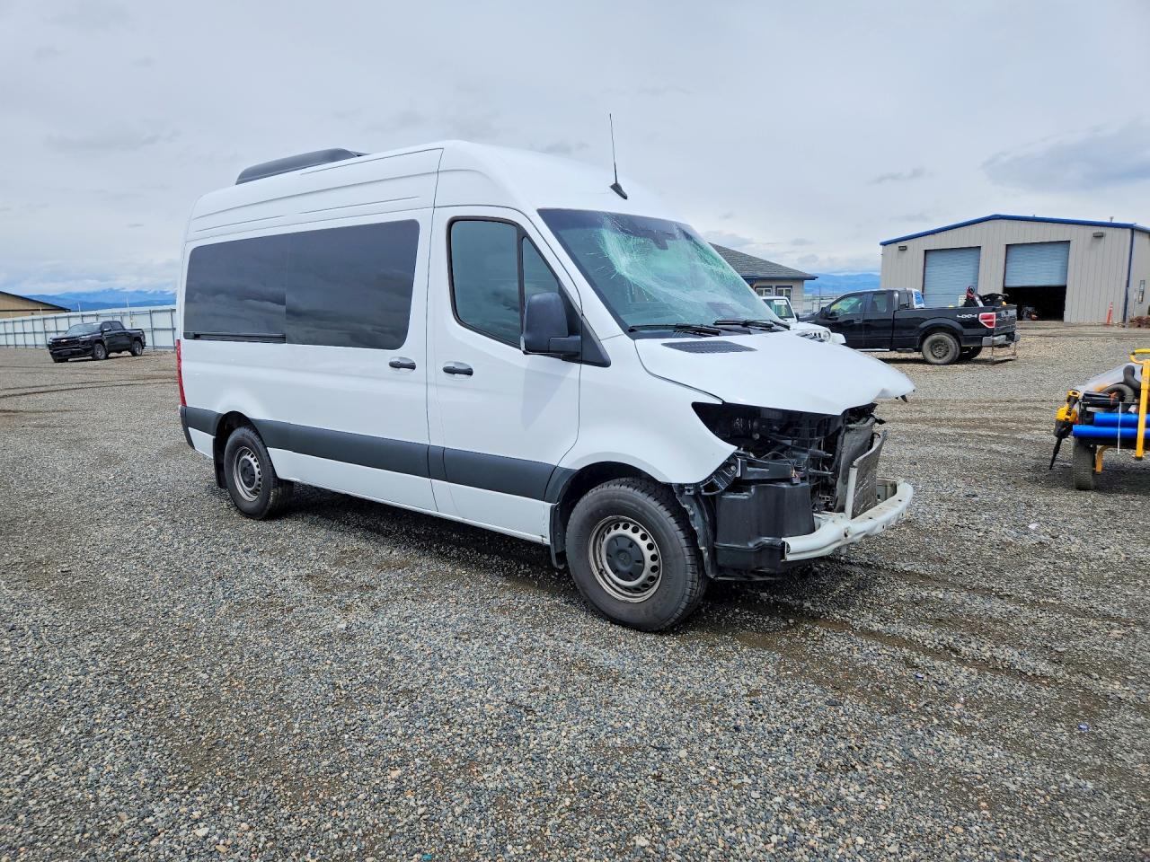 Mercedes-Benz Sprinter 2500