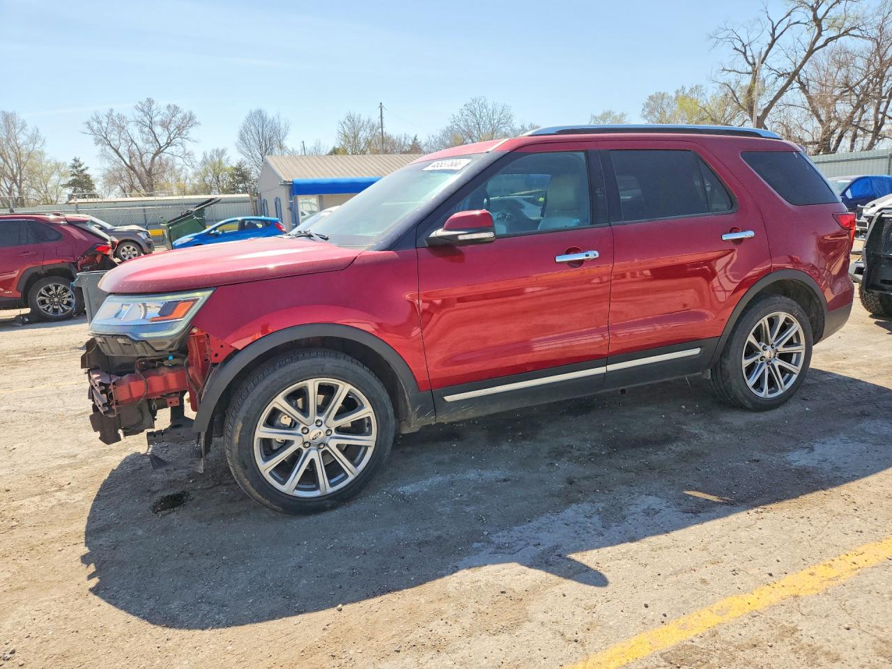 Salvage Ford Explorer Image