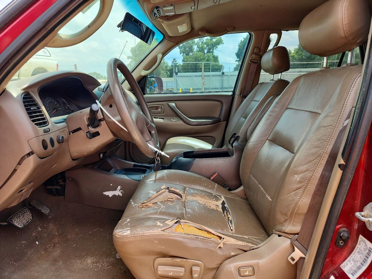 Toyota Sequoia Sr5