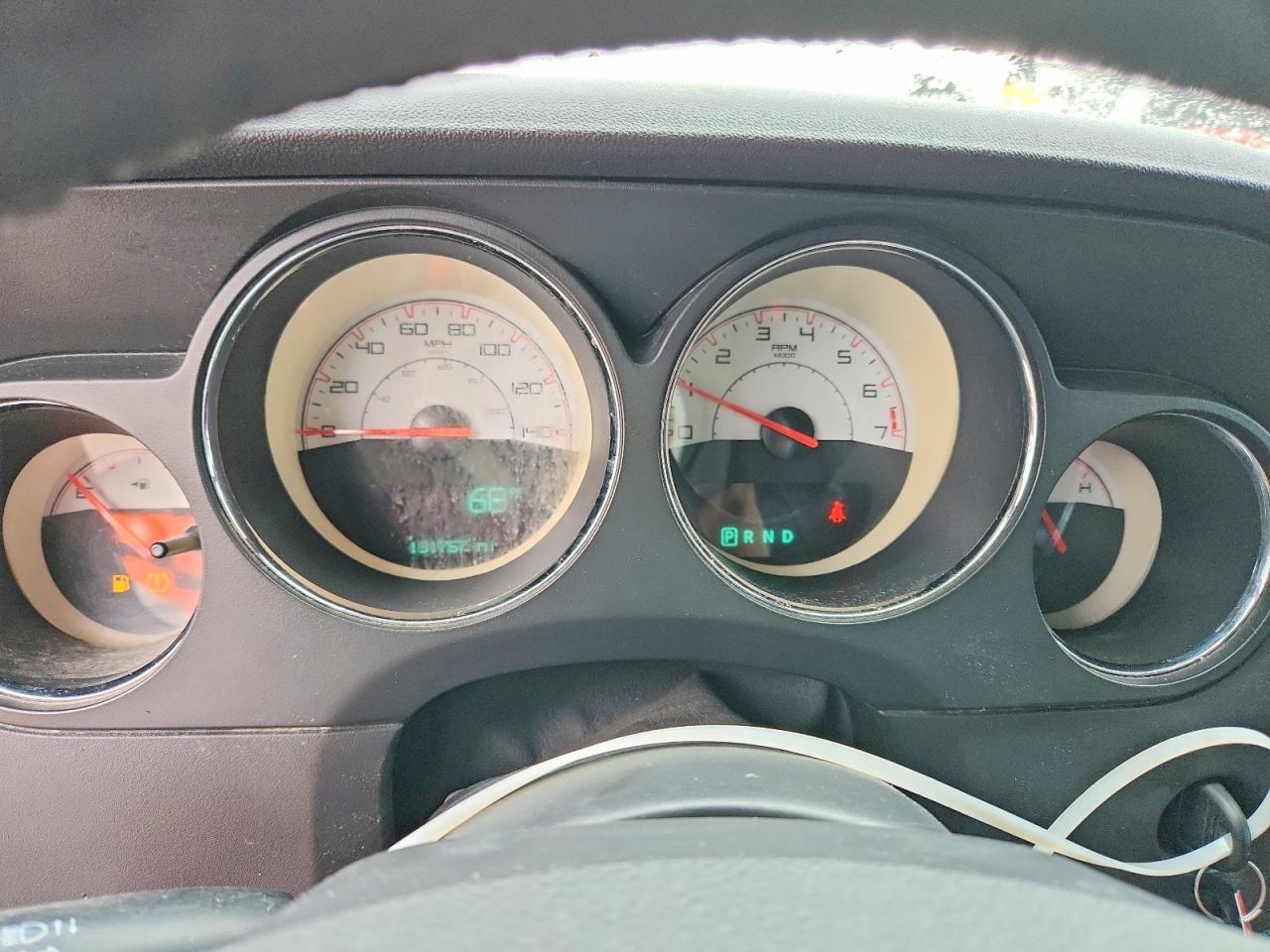 Dodge Challenger Sxt
