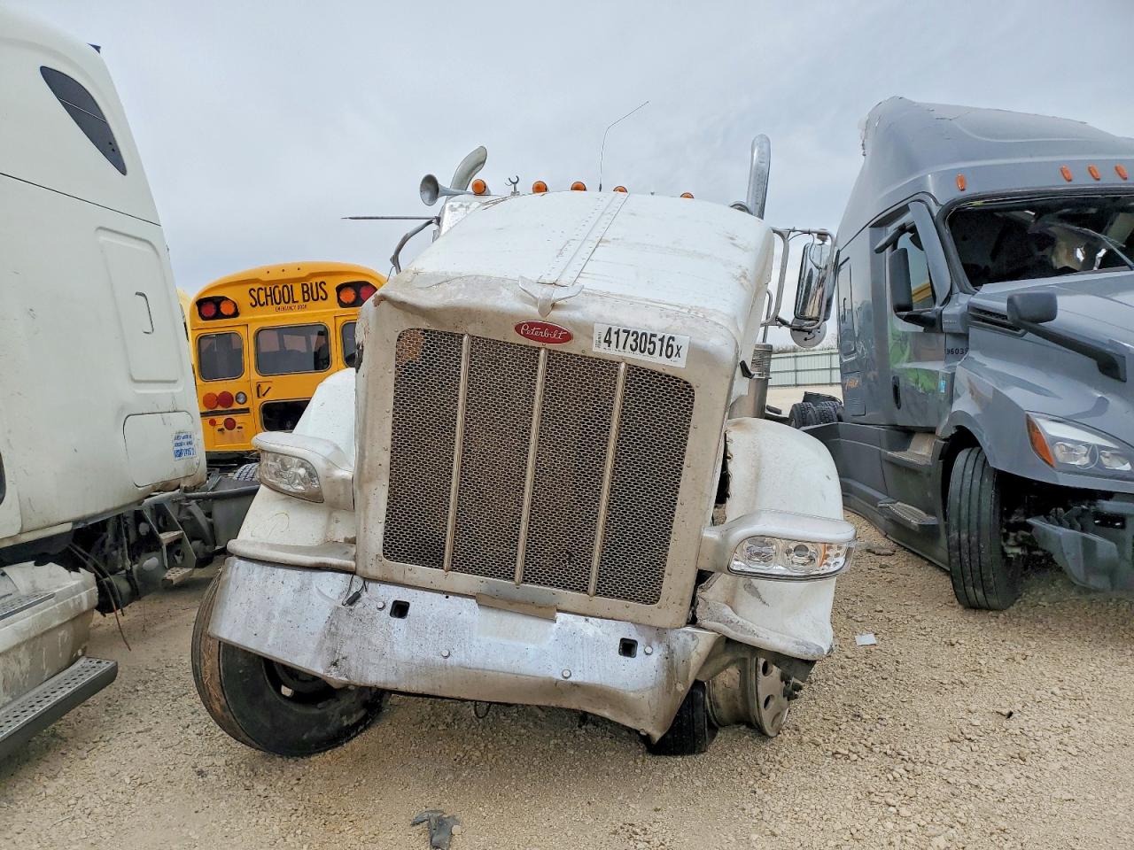 Peterbilt 389