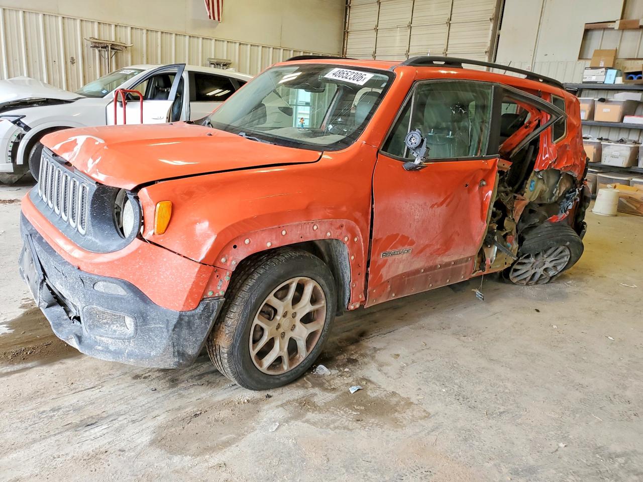 Salvage Jeep Renegade Image