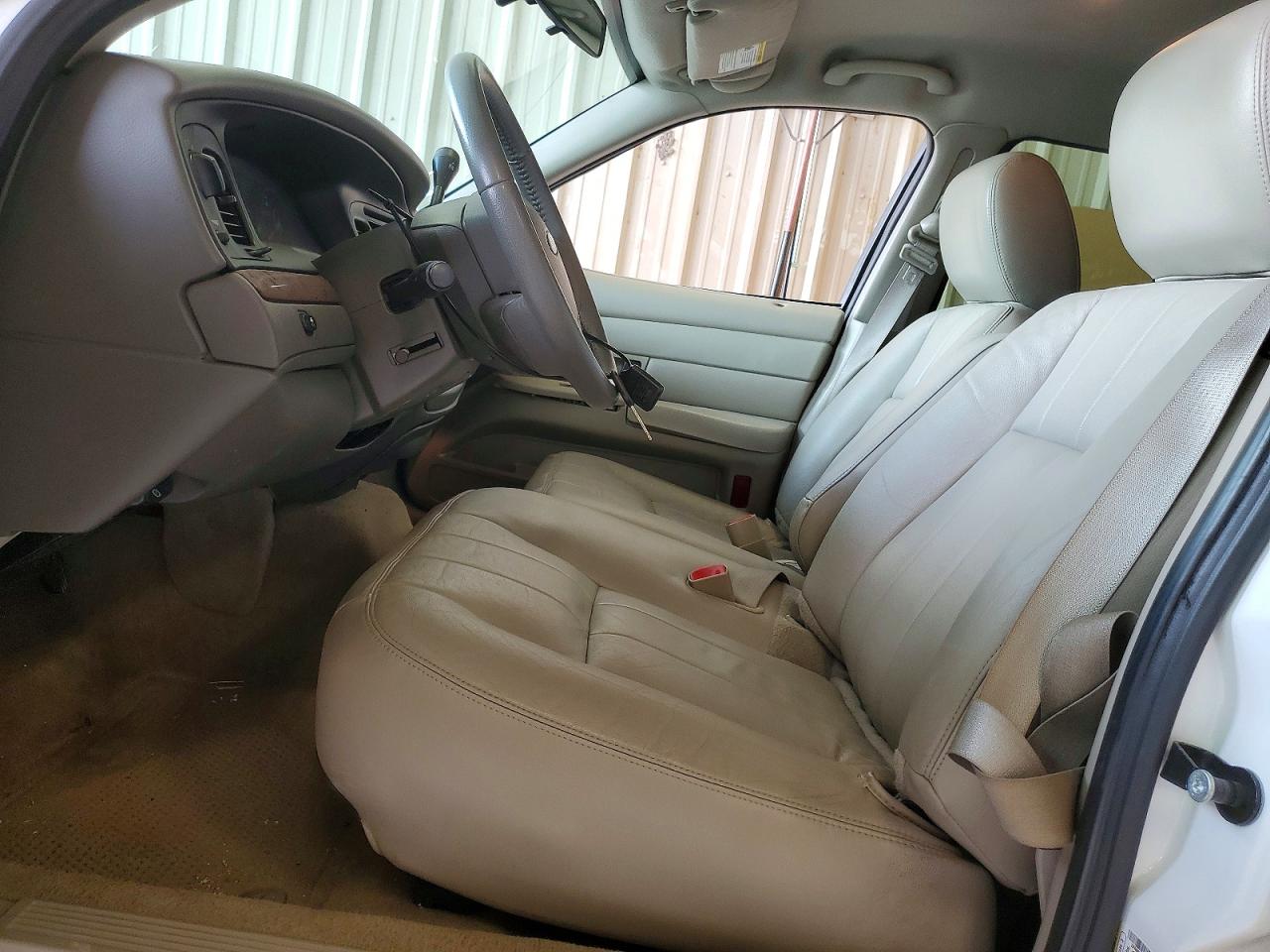 Ford Crown Vic Lx