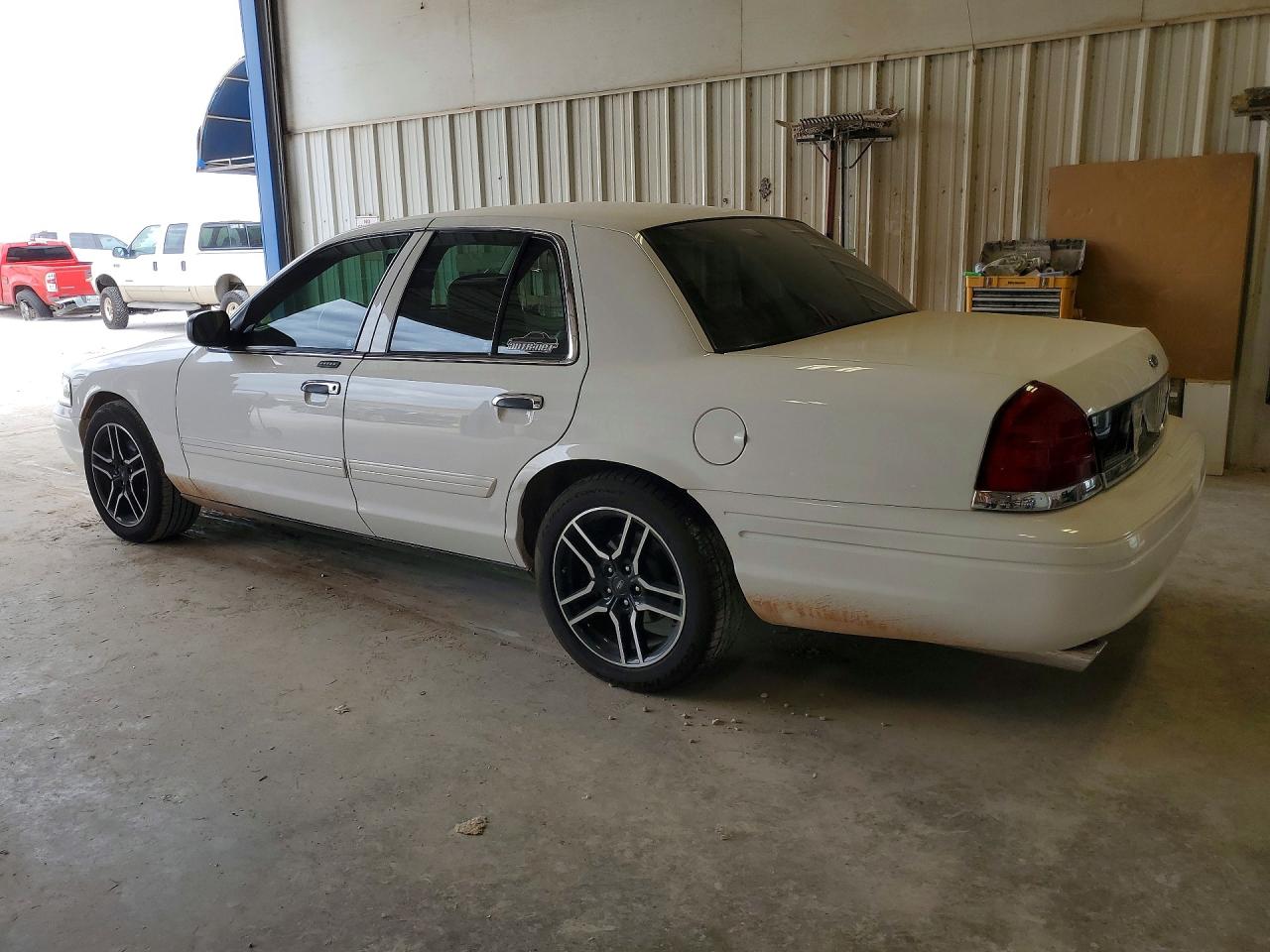 Ford Crown Vic Lx