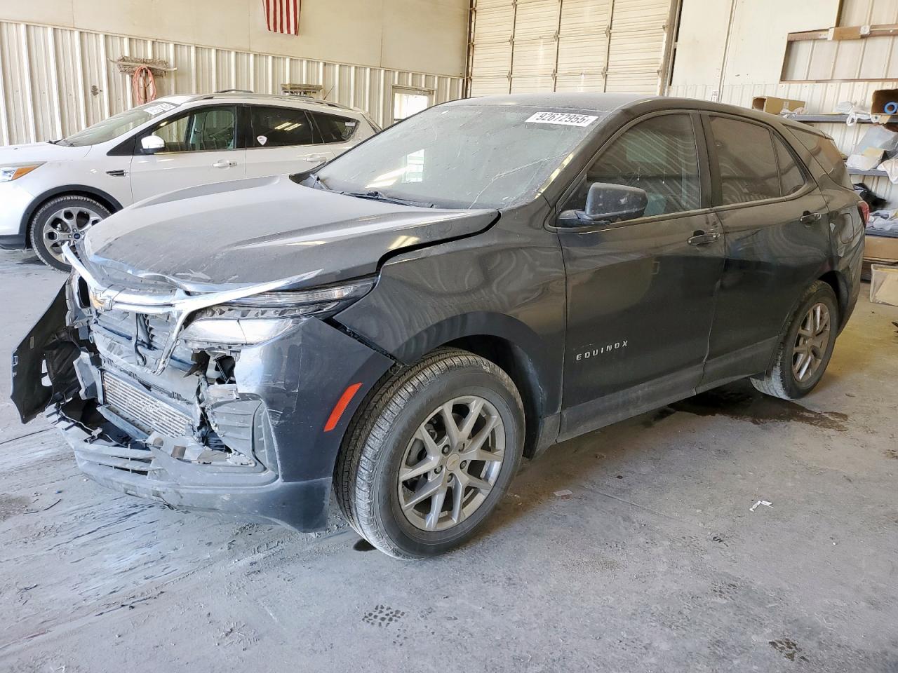 Salvage Chevrolet Equinox Image