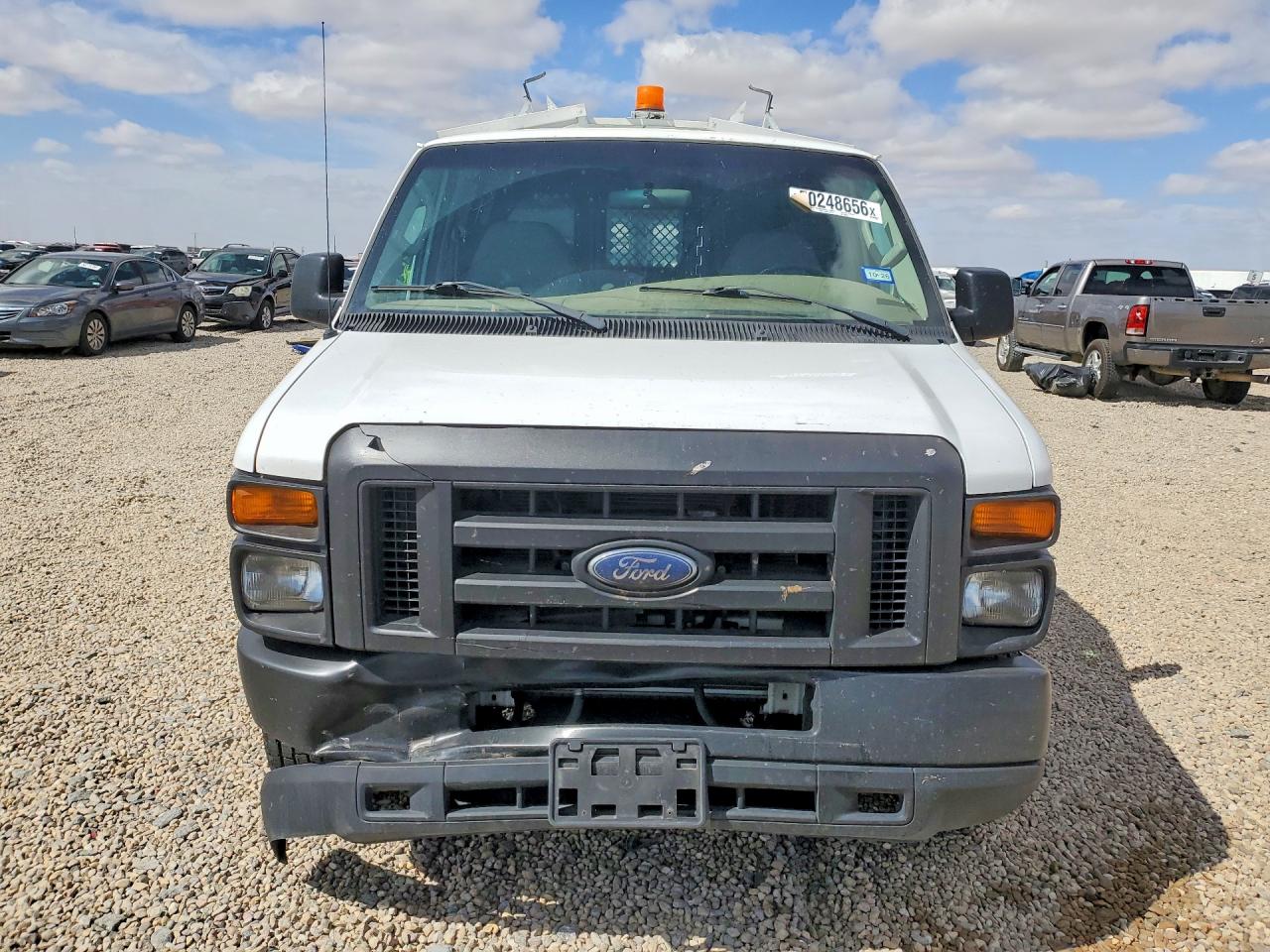 Ford Econoline E250 Van