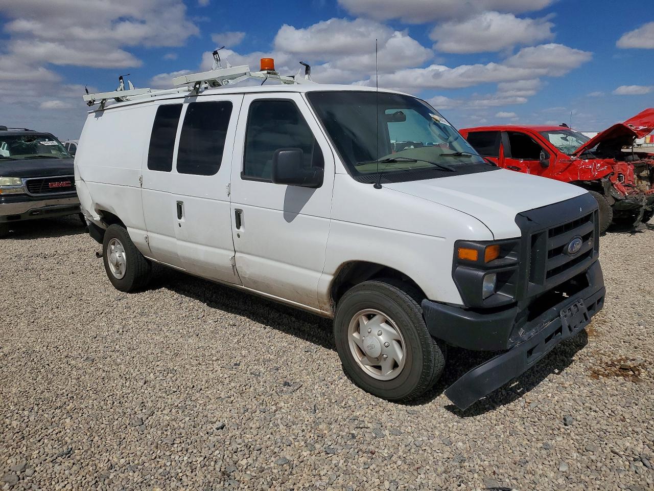 Ford Econoline E250 Van