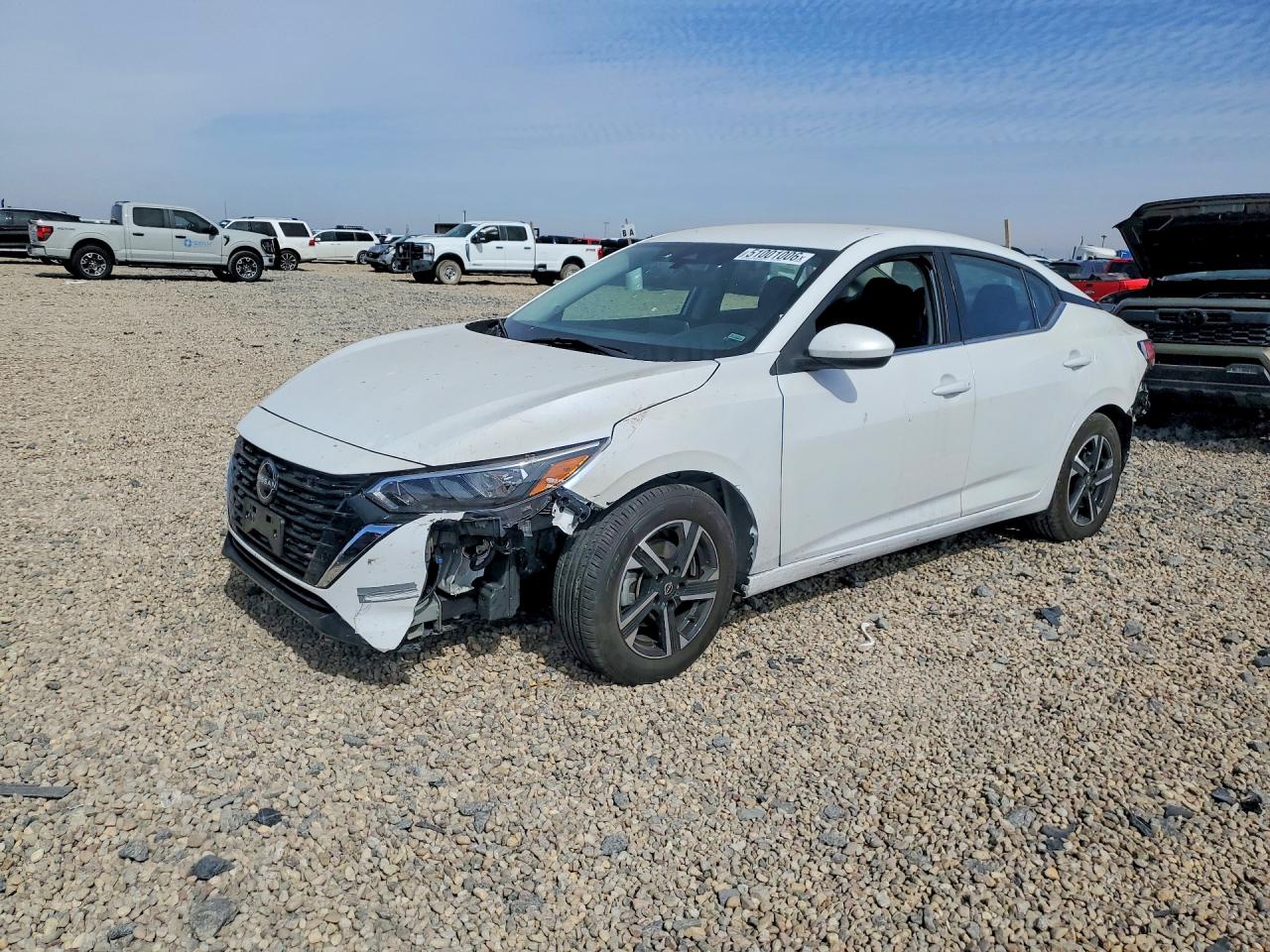 Salvage Nissan Sentra Image