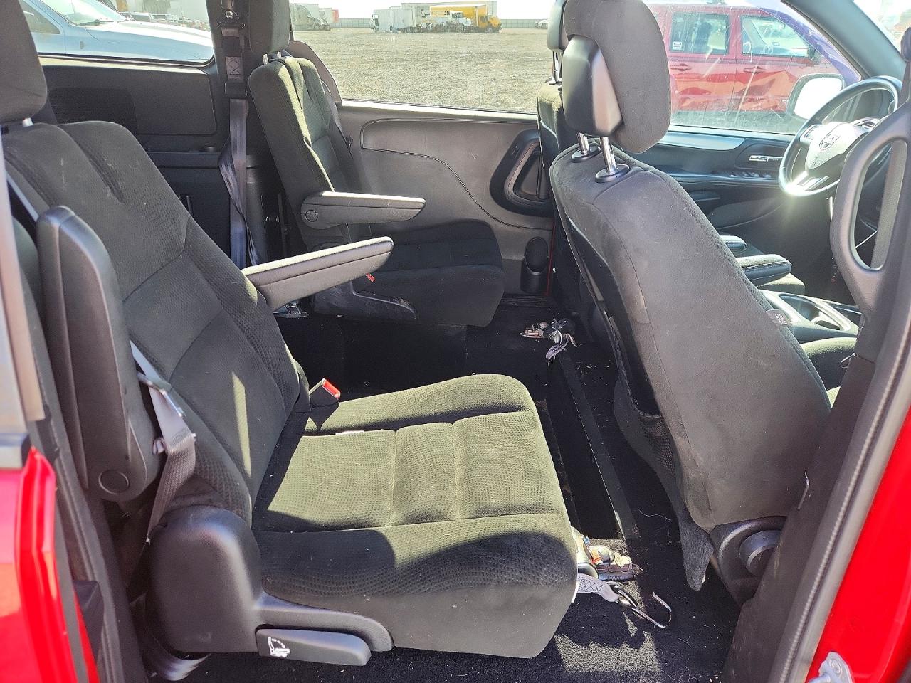 Dodge Caravan Sxt