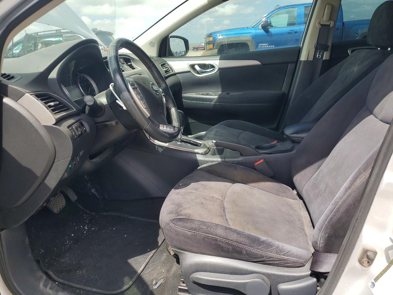 Nissan Sentra S