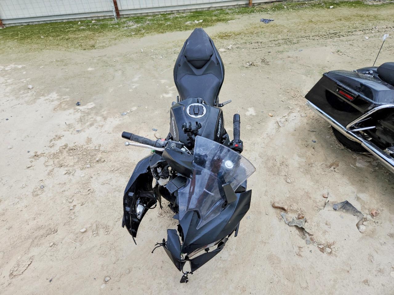 Kawasaki Ex H