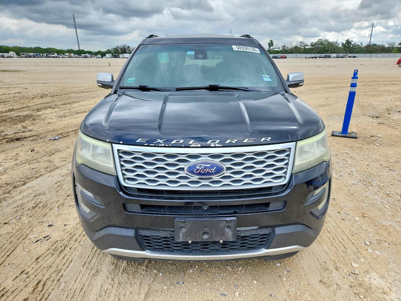 Ford Explorer Platinum
