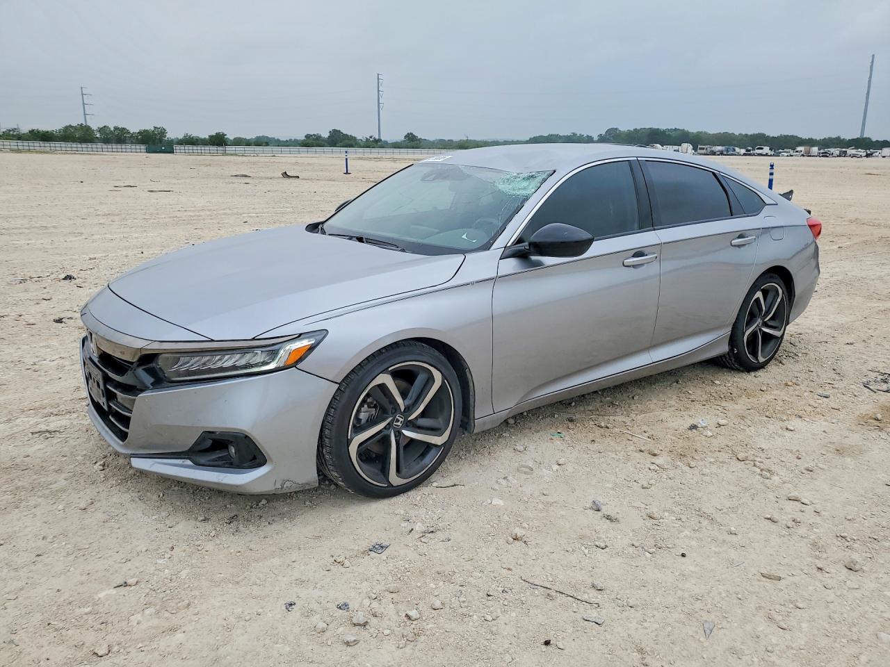 Salvage Honda Accord Image