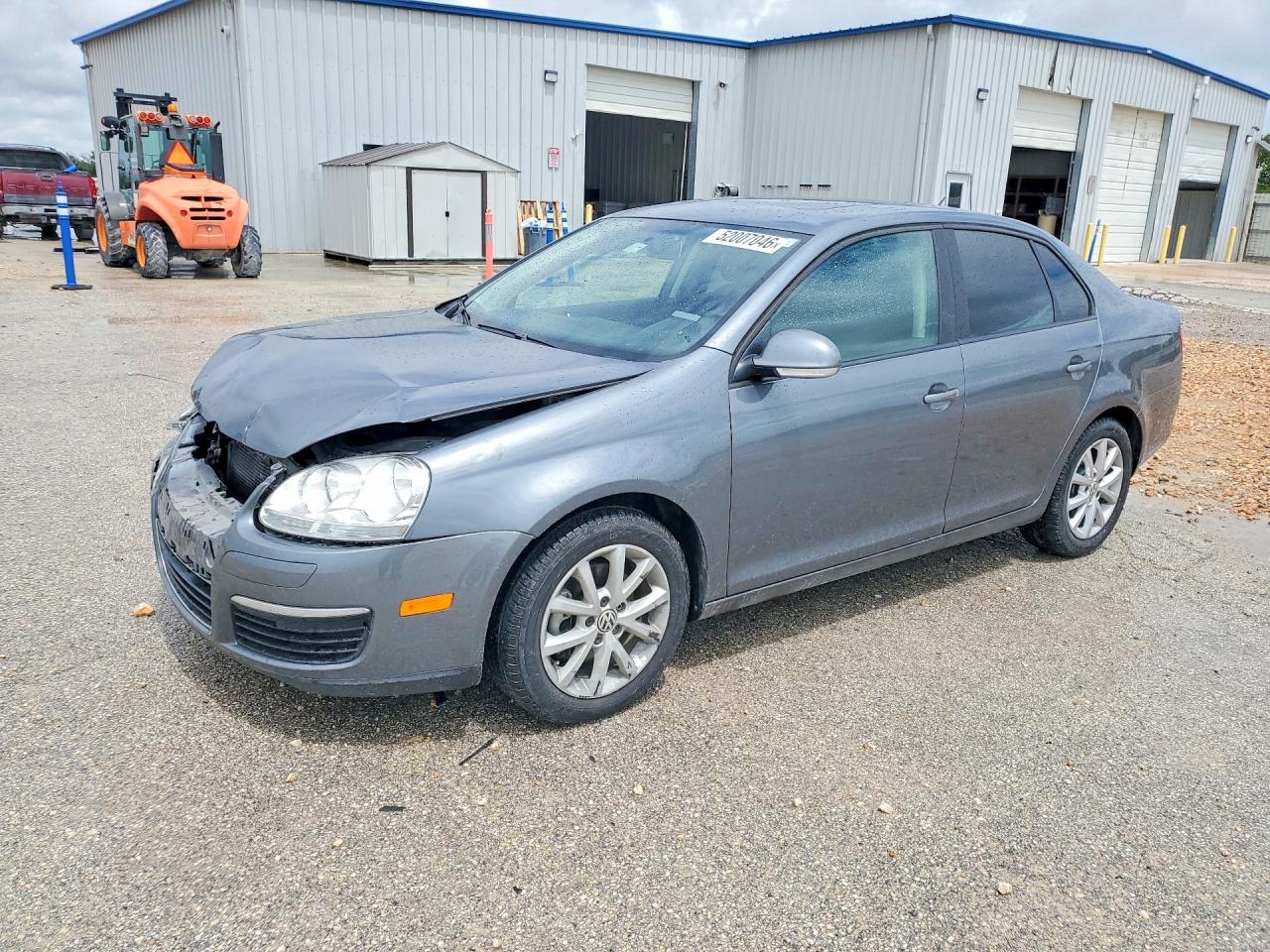 Salvage Volkswagen Jetta Image
