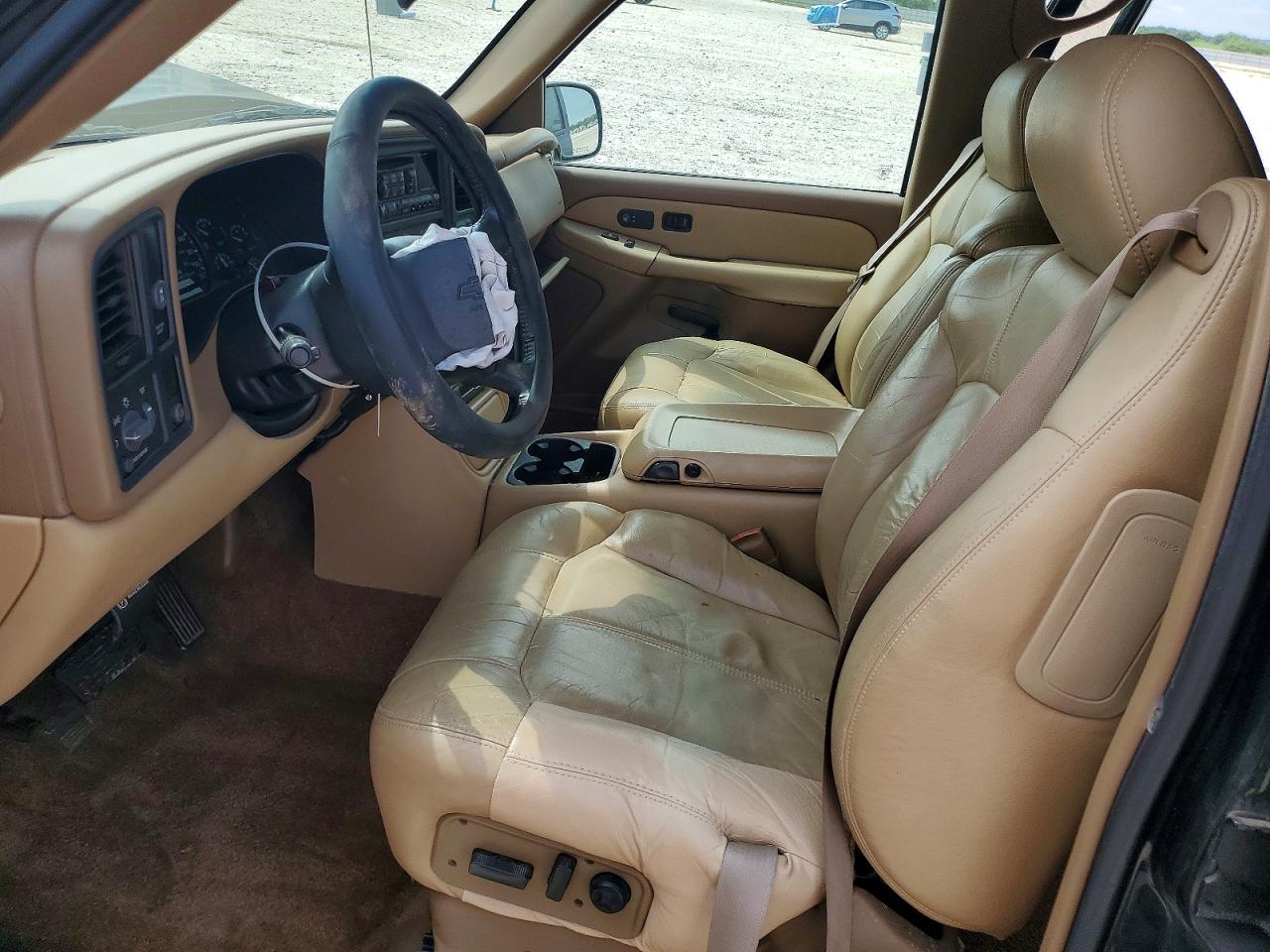 Chevrolet Suburban C1500