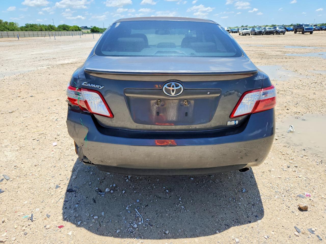 Toyota Camry Hybrid