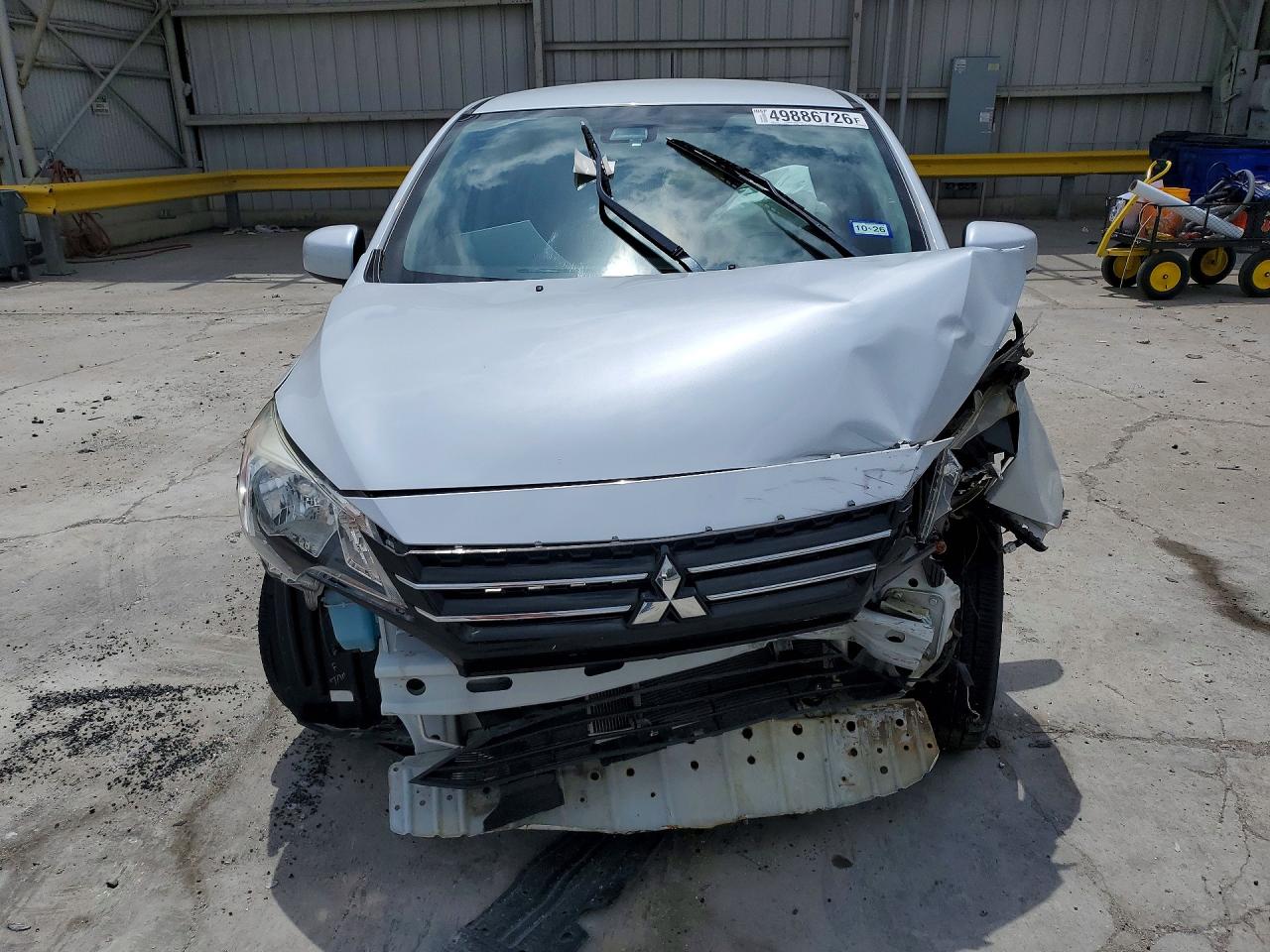 Mitsubishi Mirage Es