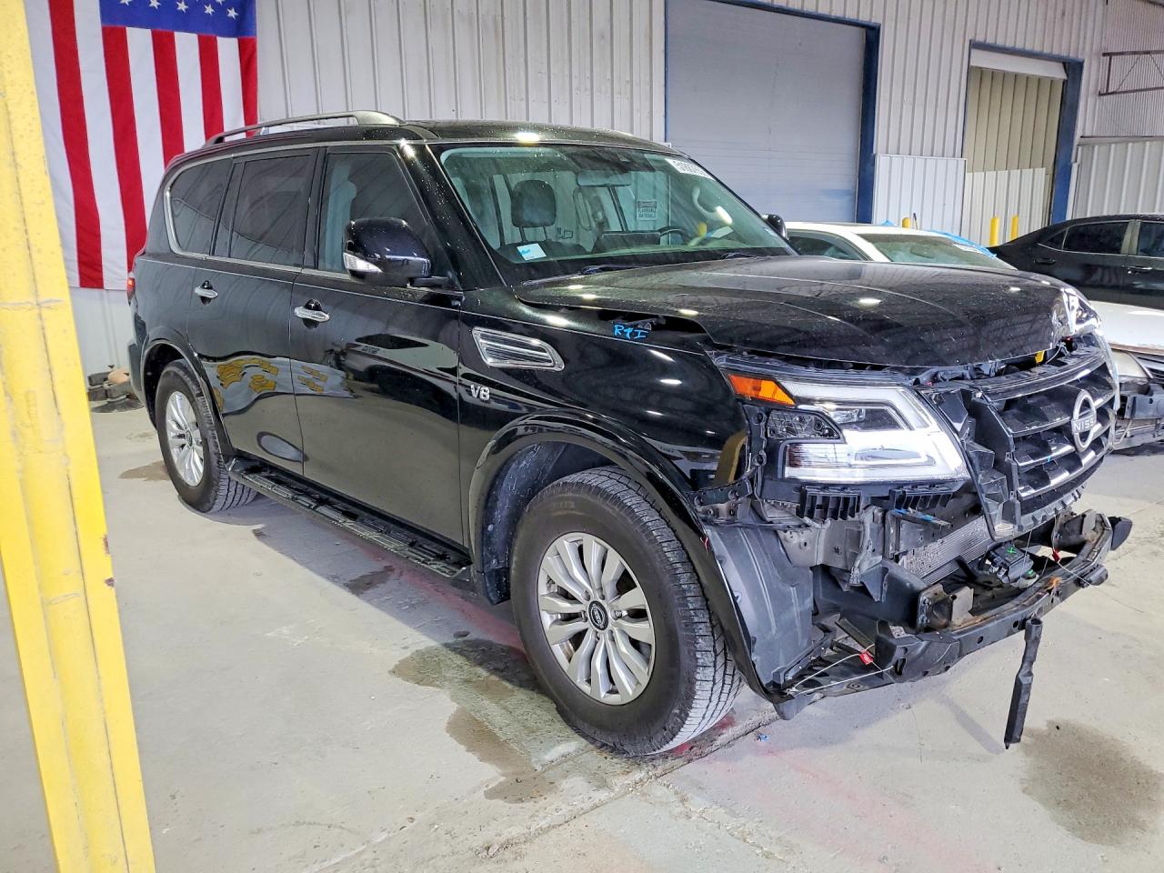 Nissan Armada Sv