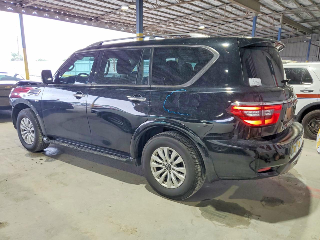 Nissan Armada Sv