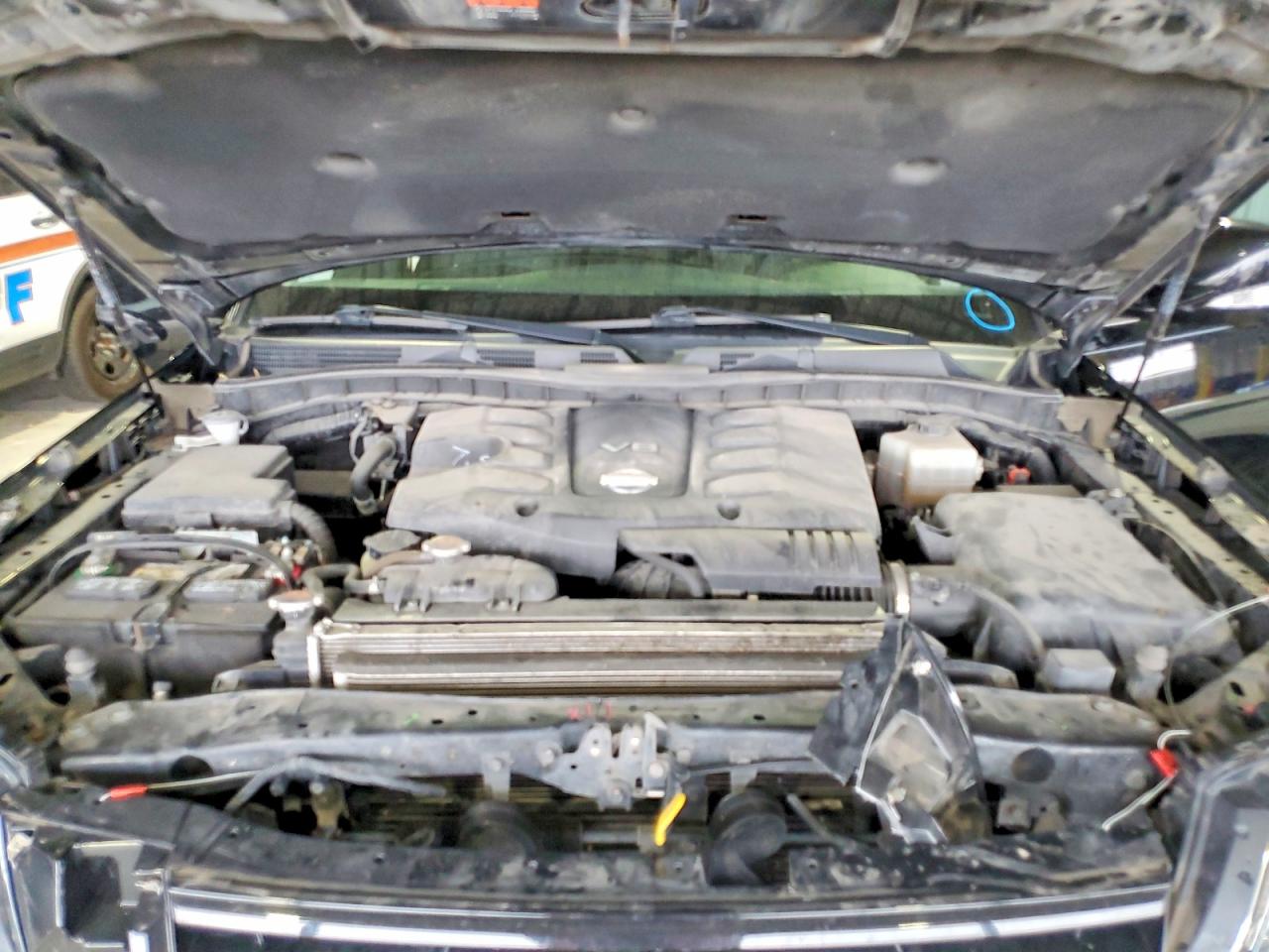 Nissan Armada Sv