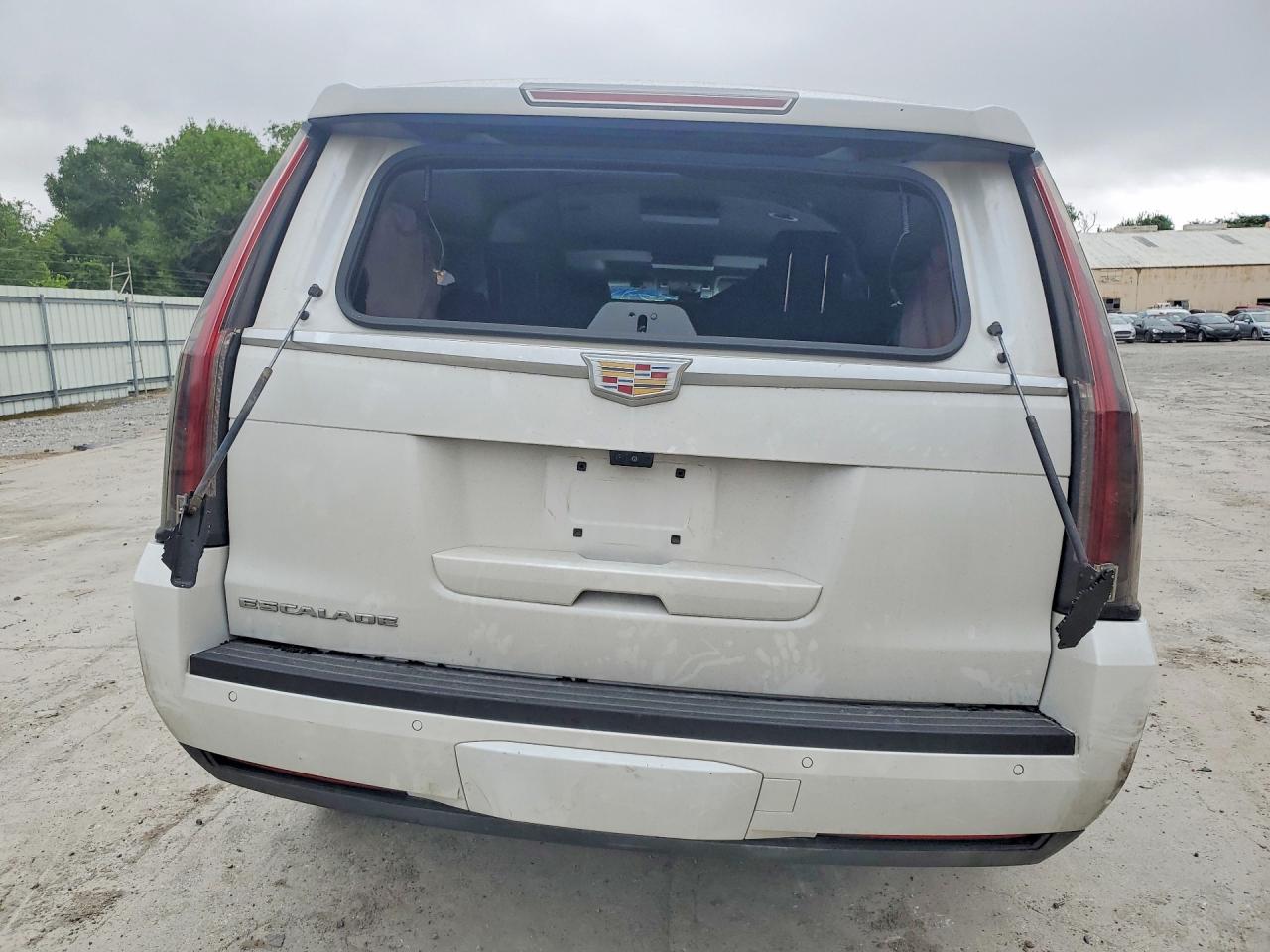 Cadillac Escalade Esv Premium Luxury