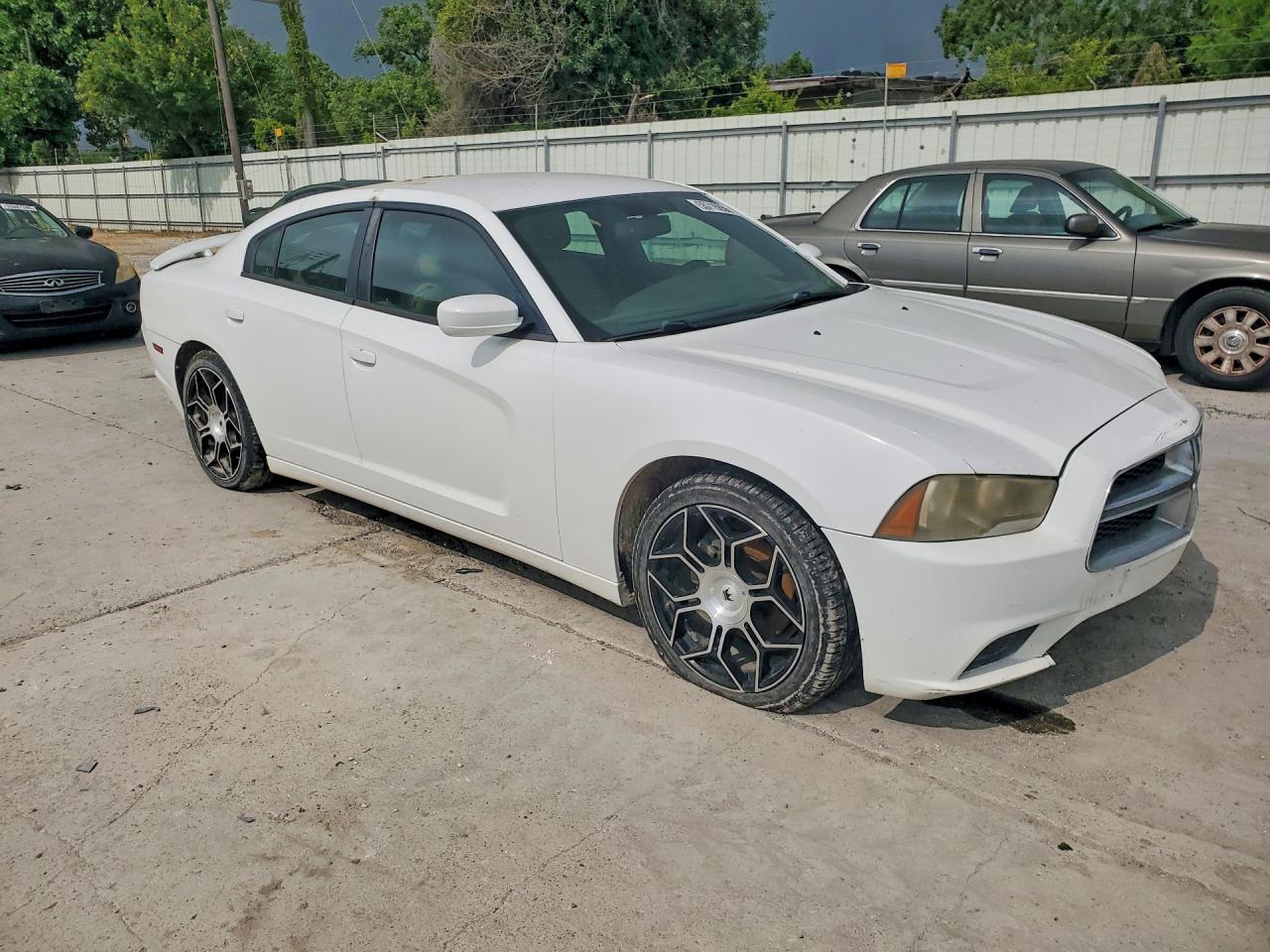 Dodge Charger Se