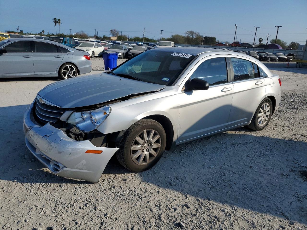 Salvage Chrysler Sebring Image