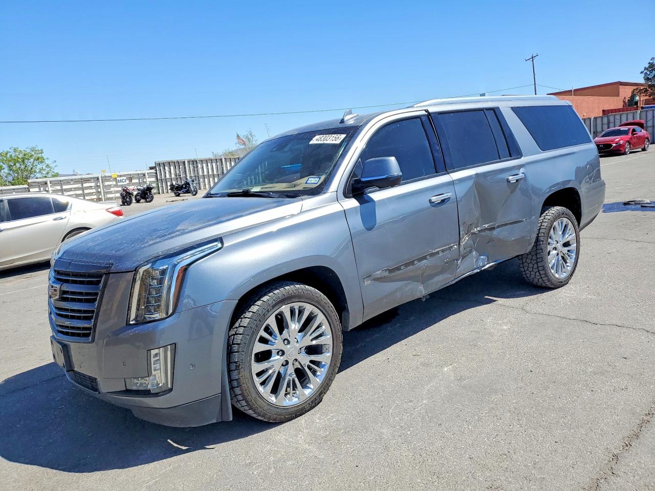 Salvage Cadillac Escalade Image