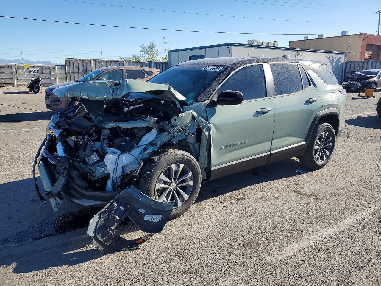 Salvage Chevrolet Equinox Image