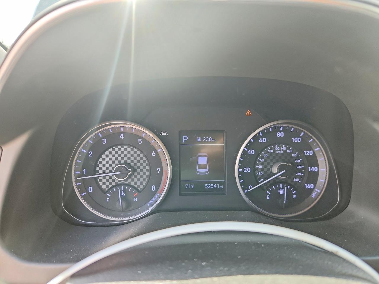 Hyundai ELANTRA Sel