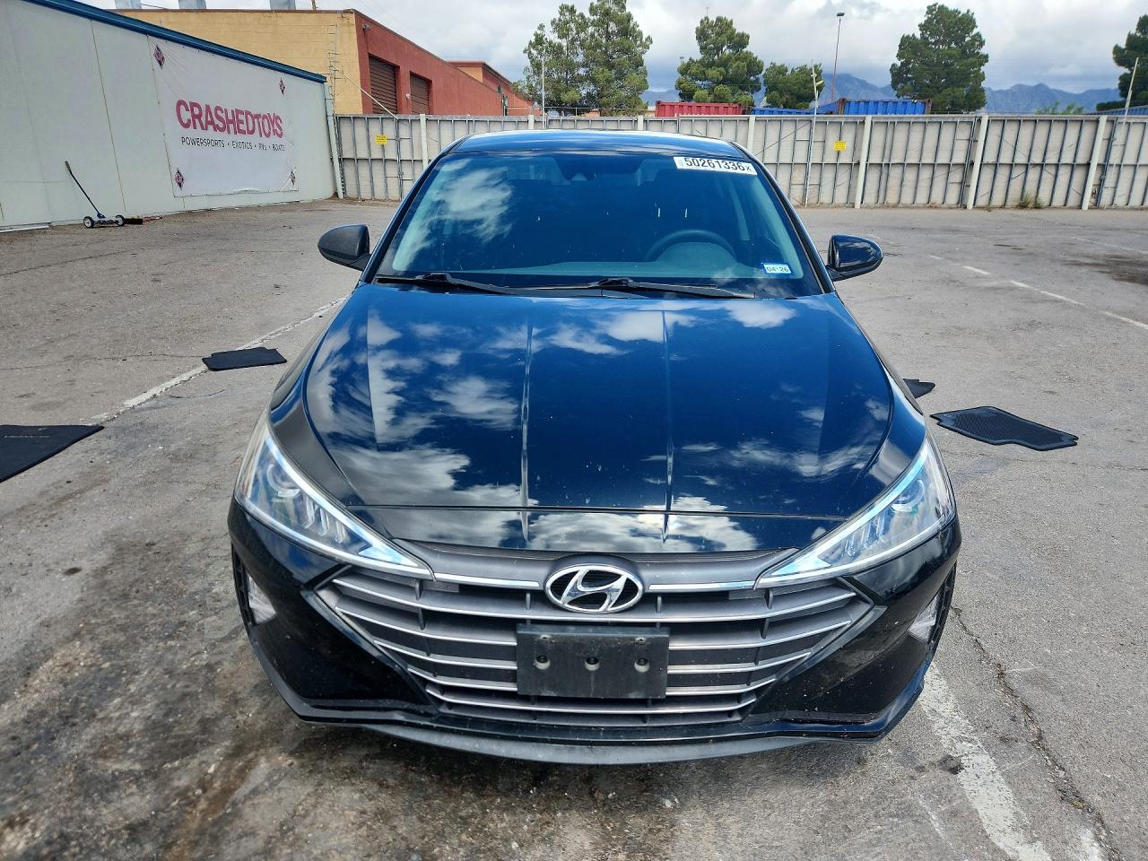 Hyundai ELANTRA Sel