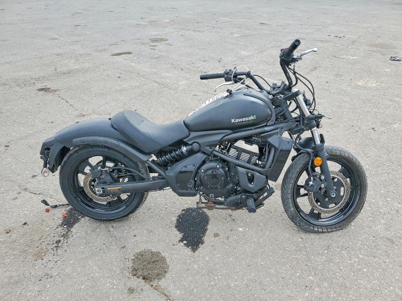 Salvage Kawasaki Ninja 650 Image