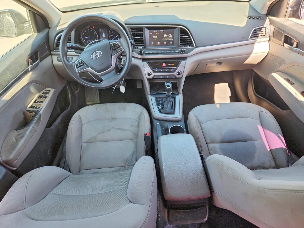 Hyundai ELANTRA Sel