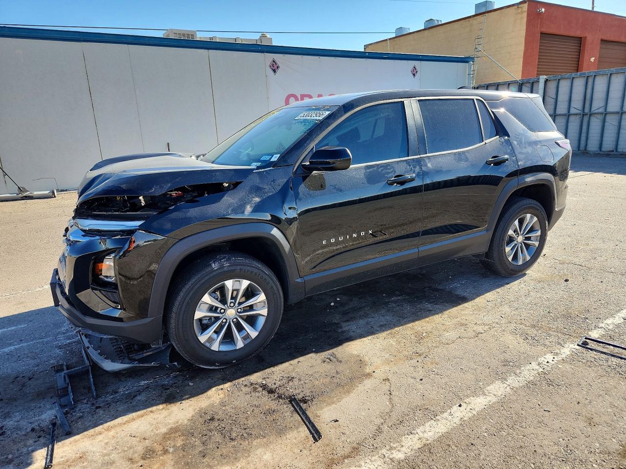 Salvage Chevrolet Equinox Image
