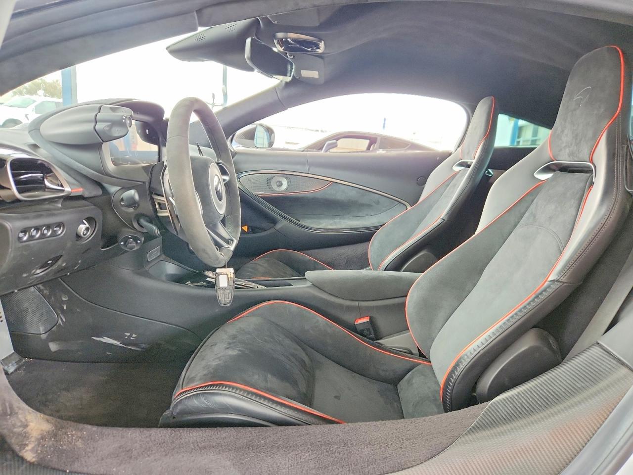 McLaren Artura