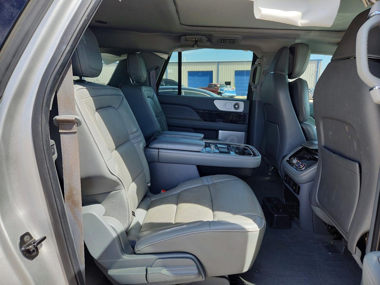 Lincoln Navigator L Reserve