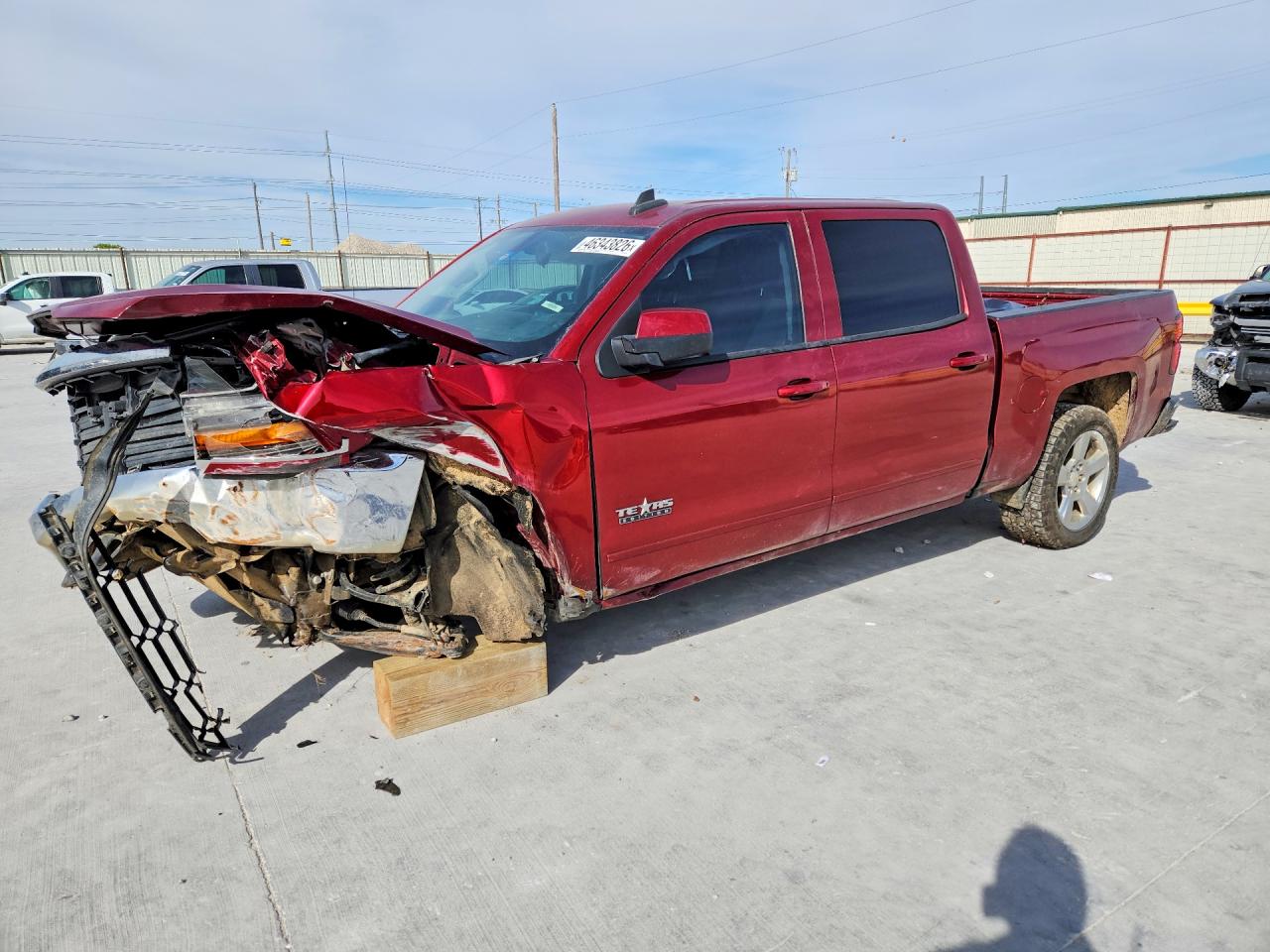 Salvage Chevrolet Silverado Image
