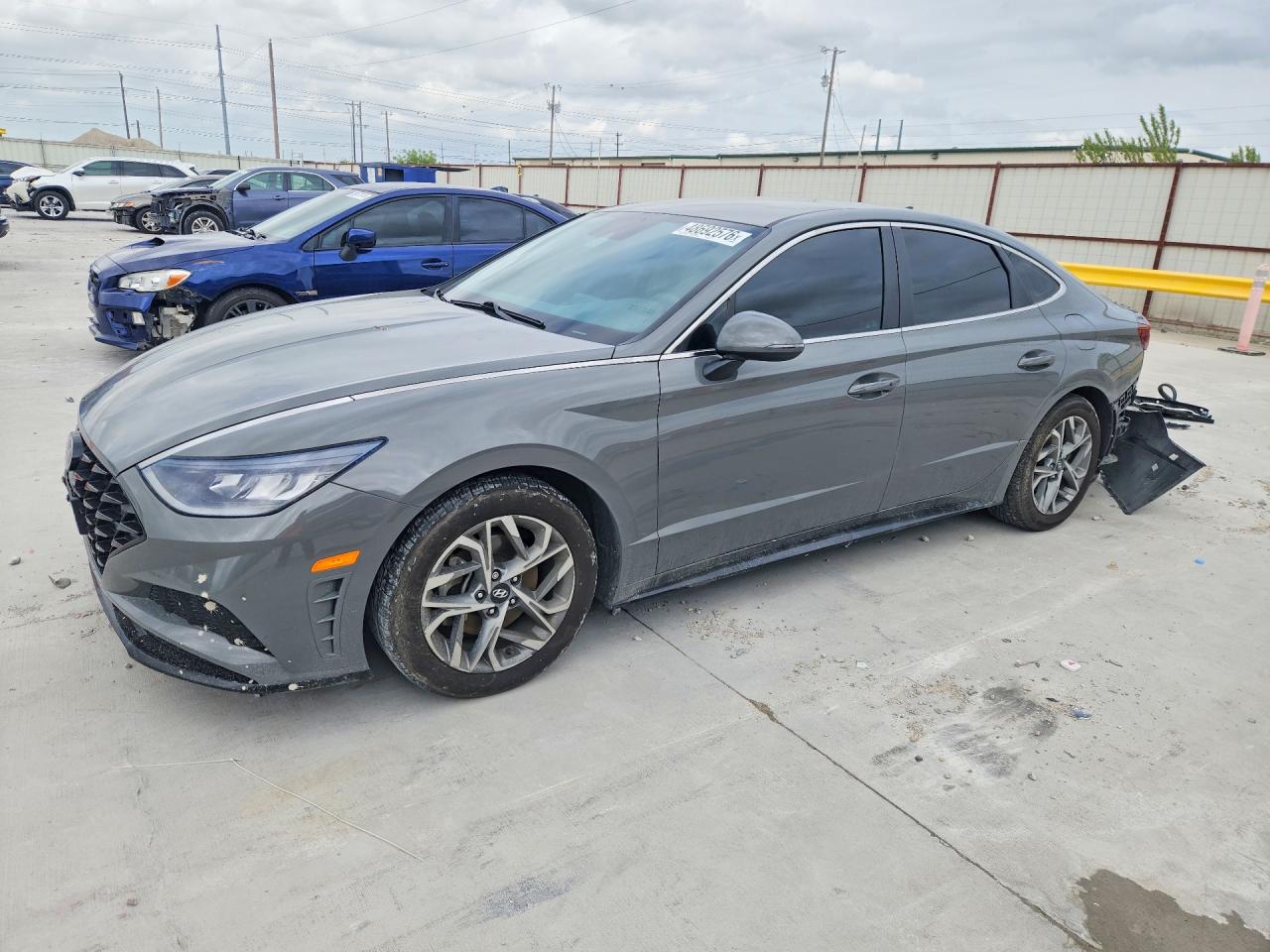 Salvage Hyundai SONATA Image
